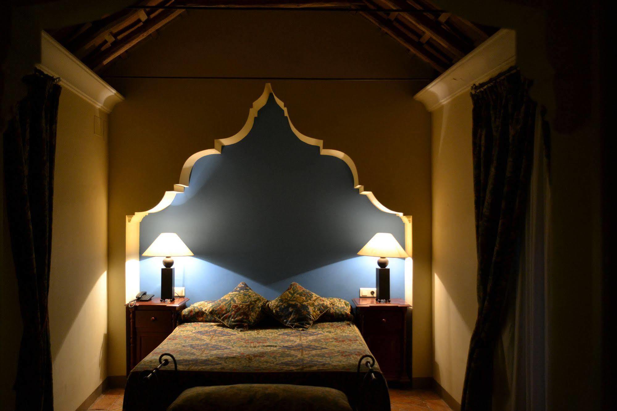 Granados Palacio Boutique Hotel Écija Zewnętrze zdjęcie