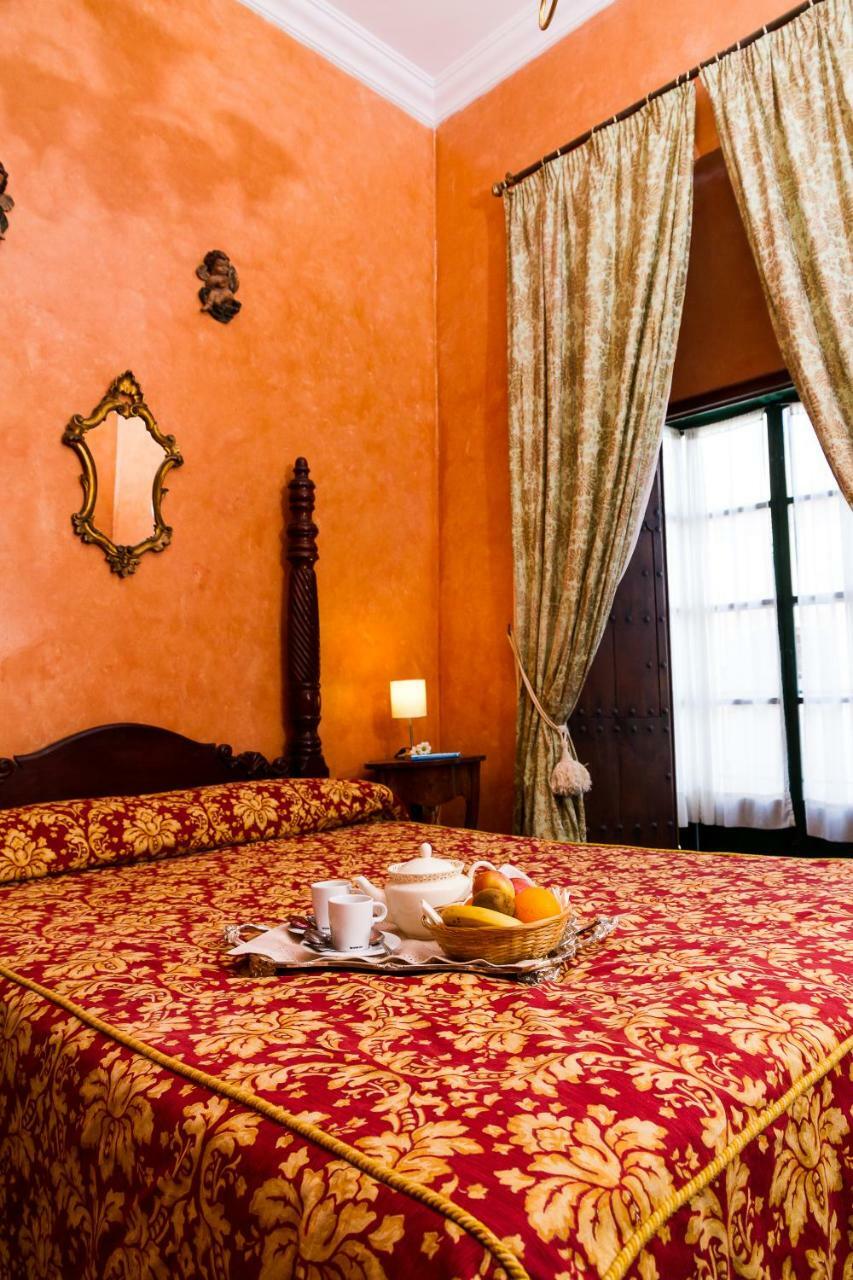Granados Palacio Boutique Hotel Écija Zewnętrze zdjęcie